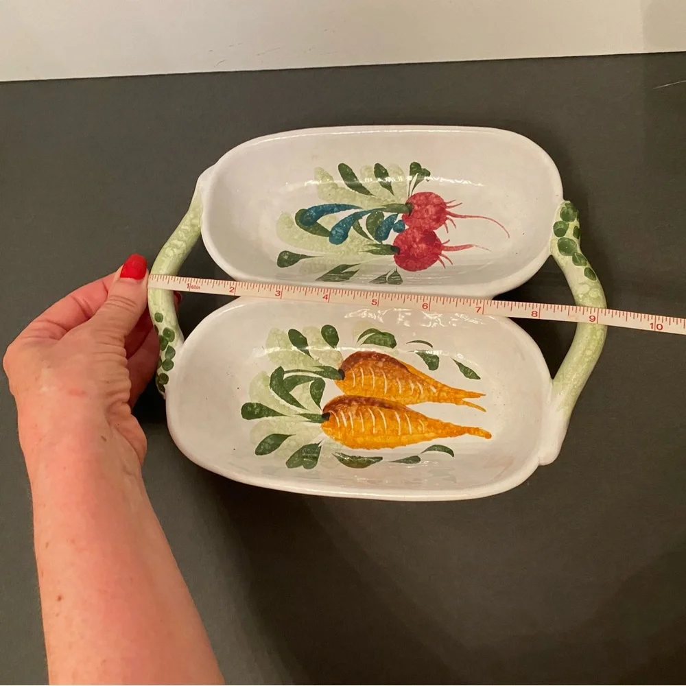 ITALY SERVE WARE DIVIDED DISH WHITE GREEN HAND PAINTED POTTERY CARROT RADISH